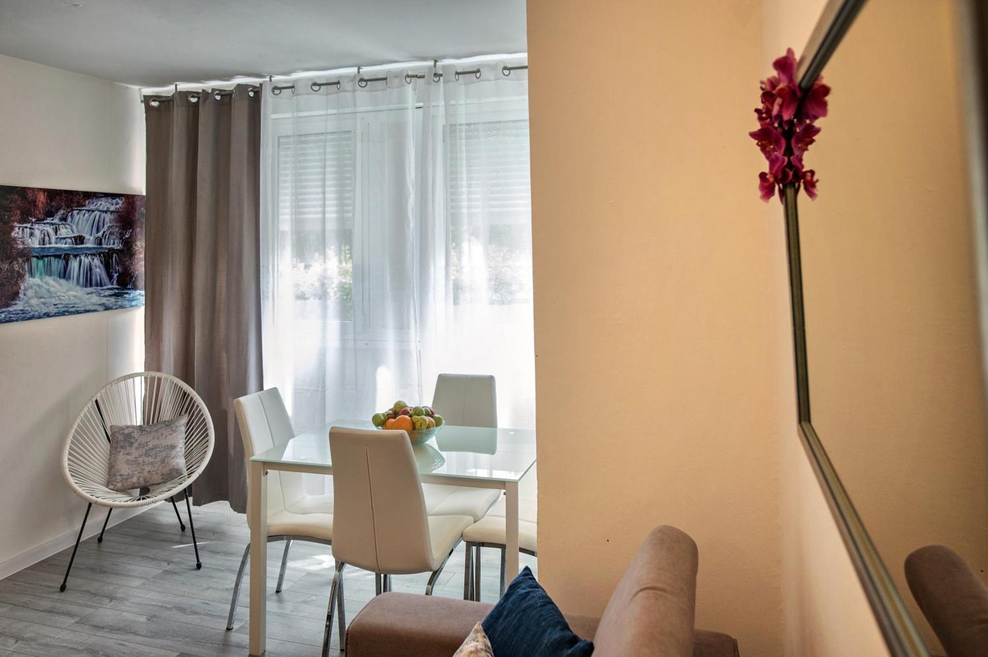 Apartment Pape Split Exterior photo